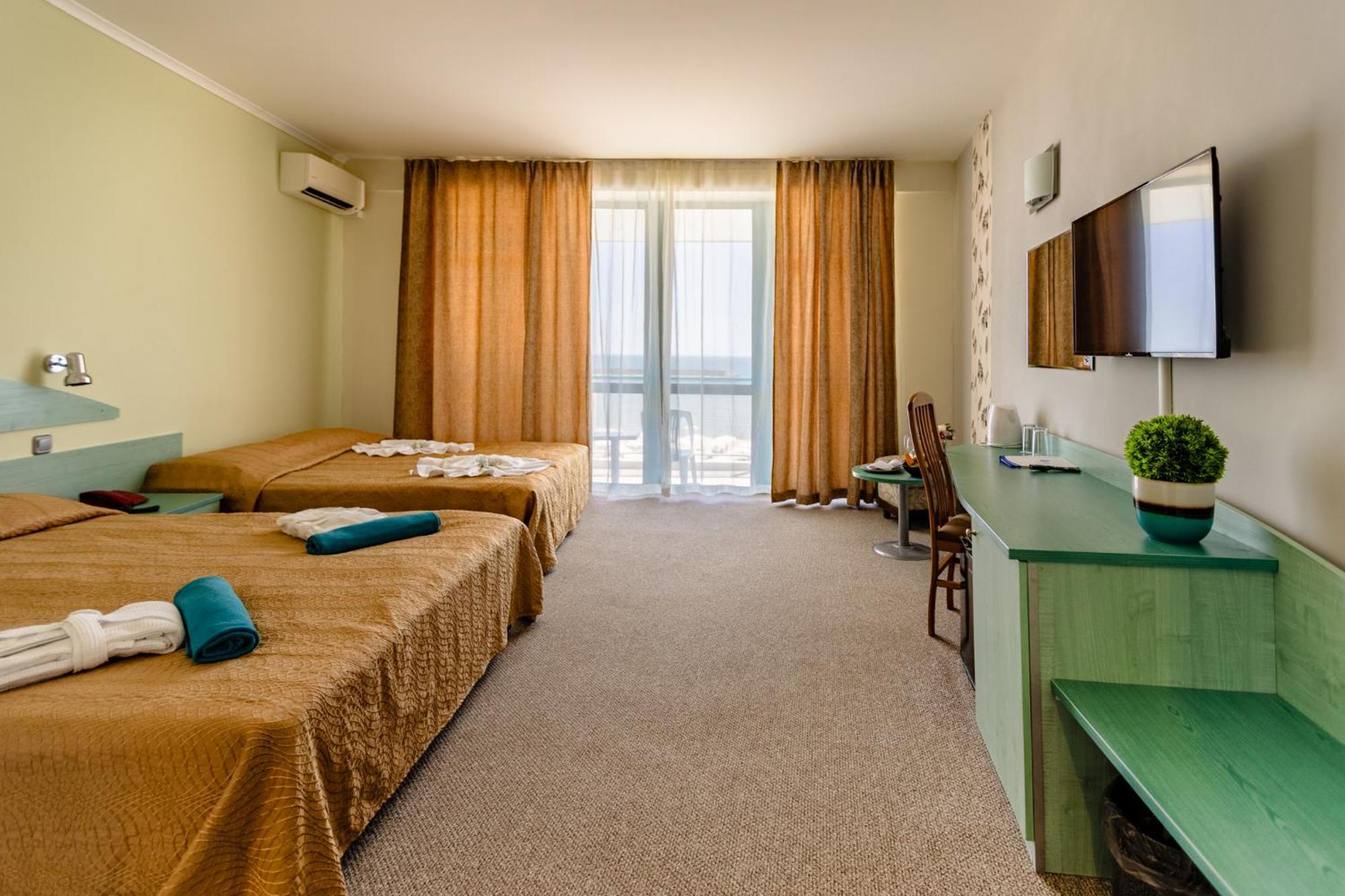 Berlin Golden Beach Hotel Nisipurile de Aur Exterior foto