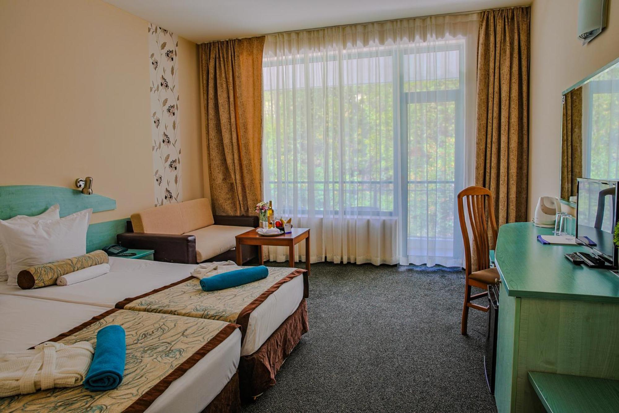 Berlin Golden Beach Hotel Nisipurile de Aur Exterior foto