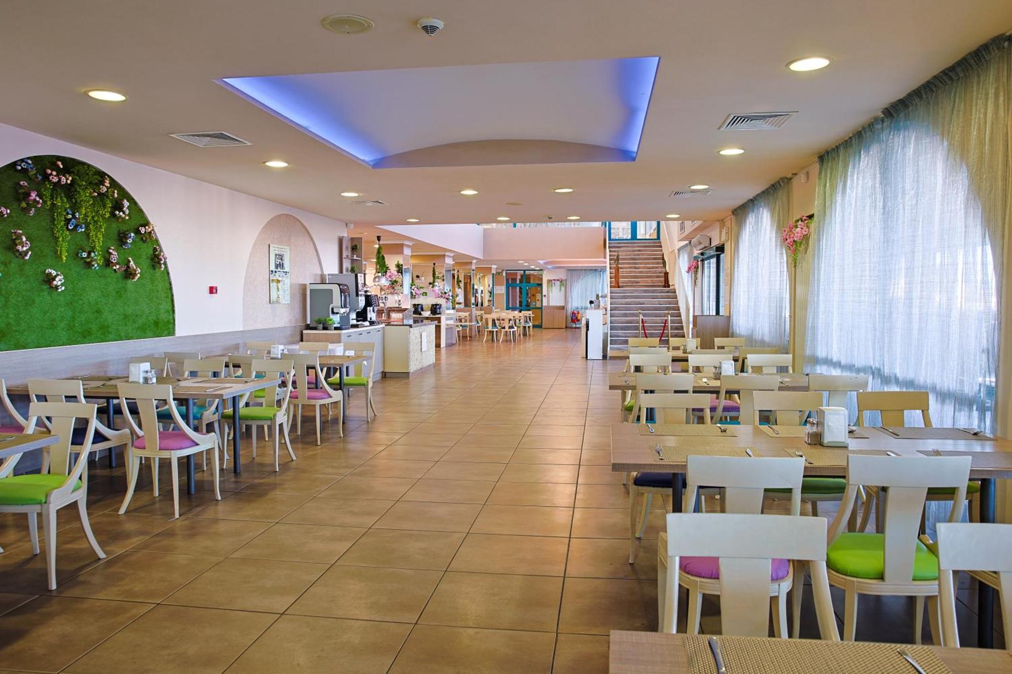 Berlin Golden Beach Hotel Nisipurile de Aur Exterior foto
