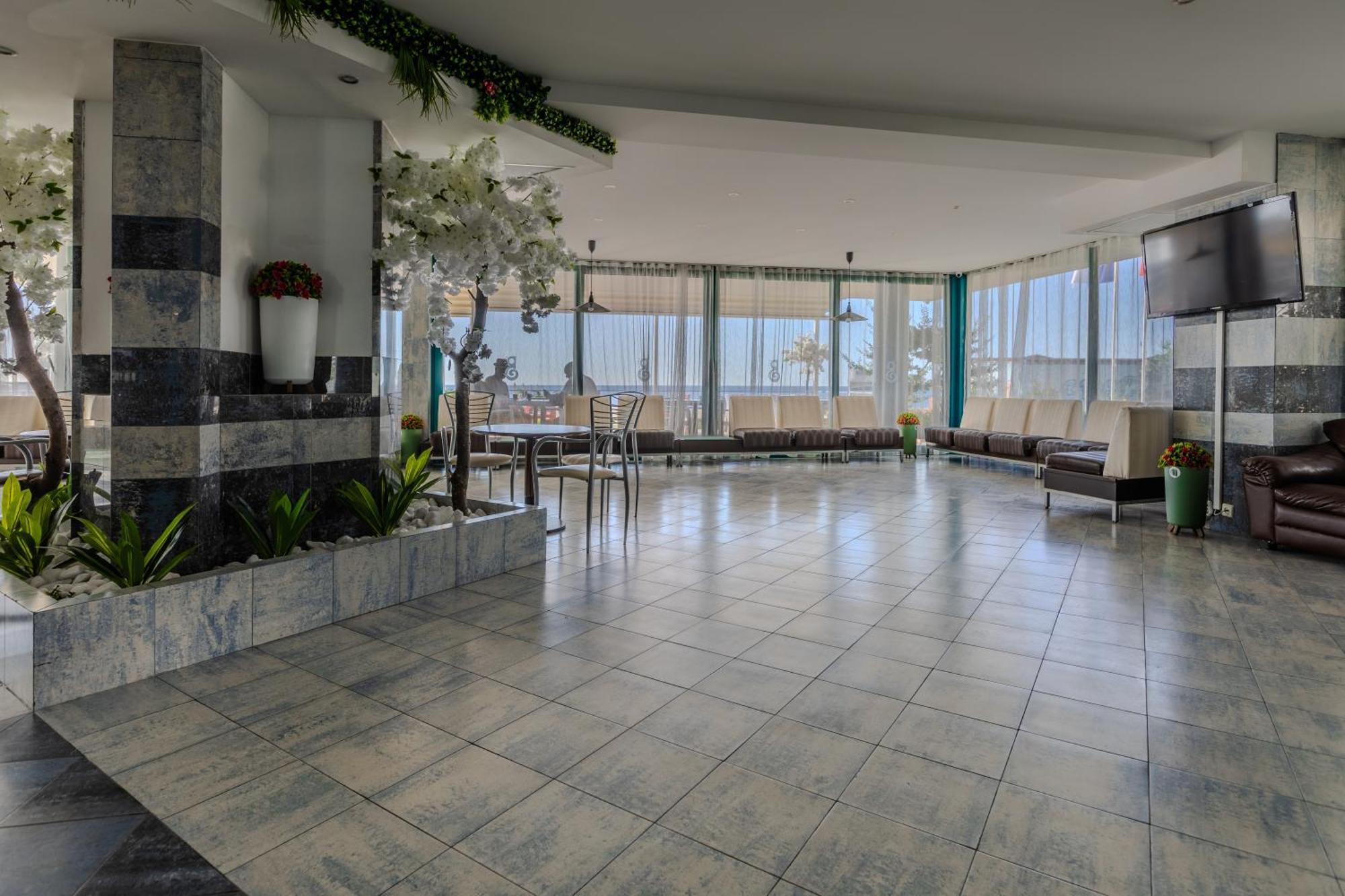 Berlin Golden Beach Hotel Nisipurile de Aur Exterior foto